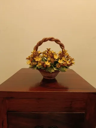 Capodimonte "Cesta Fiori Gialli" Porcellana