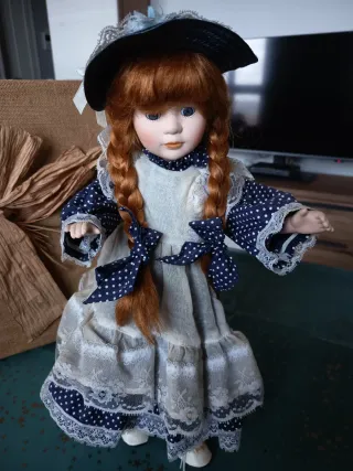 Bambole di porcellana da collezione