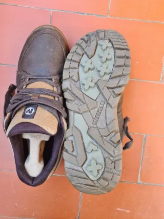 Zapatillas Merrell Marrones