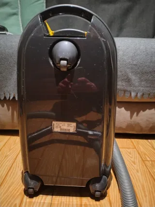 Aspirador Miele 1500W