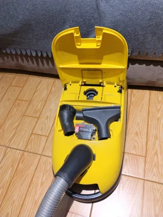 Aspirador Miele 1500W