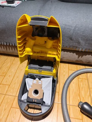 Aspirador Miele 1500W