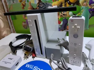 Nintendo Wii Console + Accessori