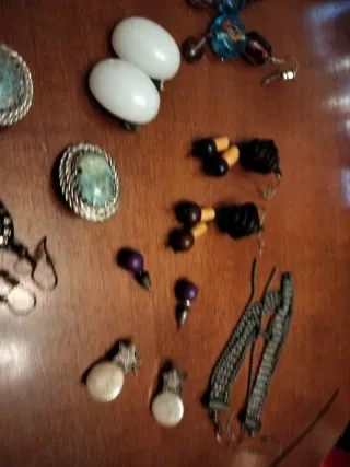 Pendientes varios 2 euros