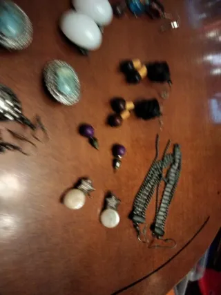 Pendientes varios 2 euros