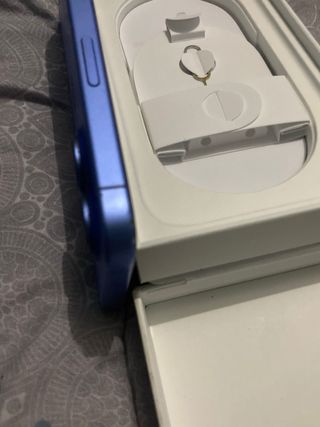 iPhone 16 128GB Azul