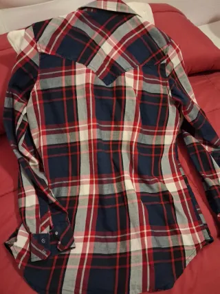 Camisa cuadros mujer. Manga larga y se puede recog