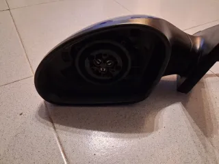 Retrovisor azul y negro