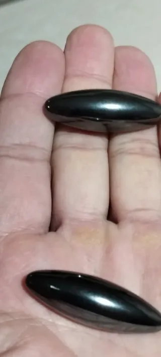 Imanes de Hematites Ovalados