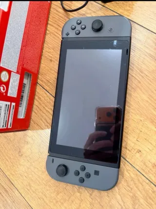 Nintendo Switch + Pack Premium. Impecable. Nueva.