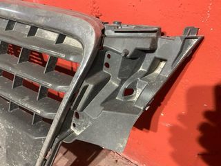 Parrilla Audi A4 B8