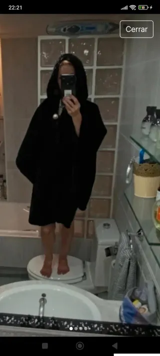 Capa Teresa Navarro Negra Talla Única