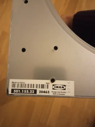 Mesa de comedor madera y metal