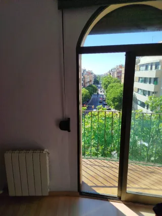 Piso 3 habitaciones con vistas y sol en Barcelona