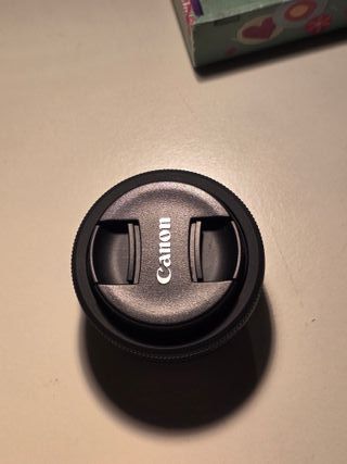 Canon EF-S 24mm 1:2.8 STM.