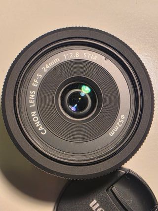 Canon EF-S 24mm 1:2.8 STM.