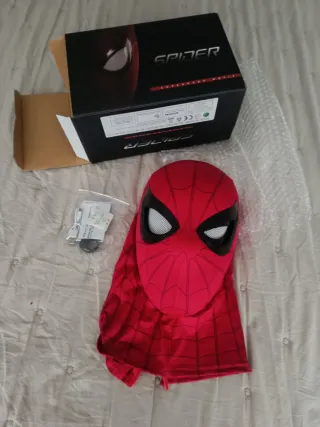 Máscara Spiderman Ojos LED y Movimiento