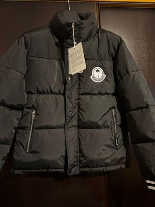 Casaco Moncler Preto Tamanho M