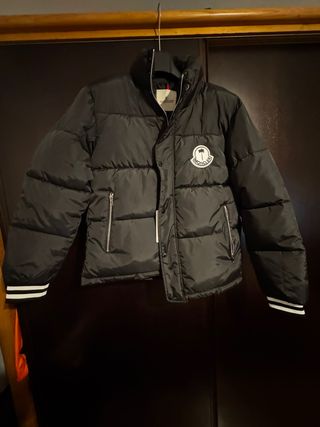 Casaco Moncler Preto Tamanho M