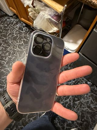 iPhone 14 Pro morado