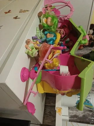 Casita Tarta de Fresa y Muñecas