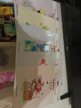 Casita Tarta de Fresa y Muñecas