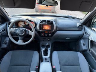 Toyota RAV4 2003 1.8 Luna 4x2