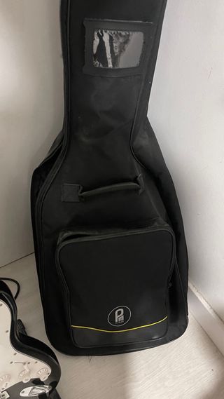 Guitarra Eléctrica Negra + Amplificador y Funda
