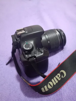 Cámara Canon EOS Rebel T3 Negra