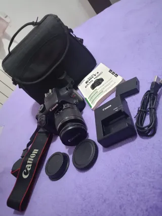 Cámara Canon EOS Rebel T3 Negra