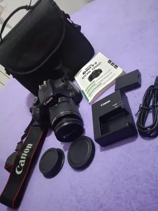 Cámara Canon EOS Rebel T3 Negra