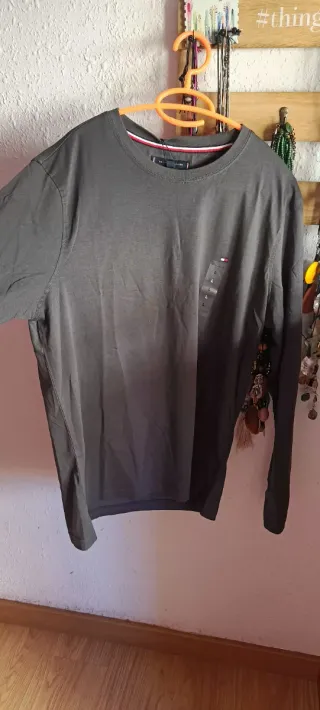 Camiseta Tommy Hilfiger Gris Talla L