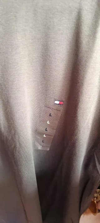 Camiseta Tommy Hilfiger Gris Talla L