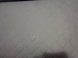 Cama individual con colchón. Vendo dos, son de 90.