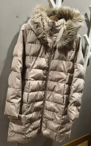 Abrigo Guess Beige Talla L con Cinturón