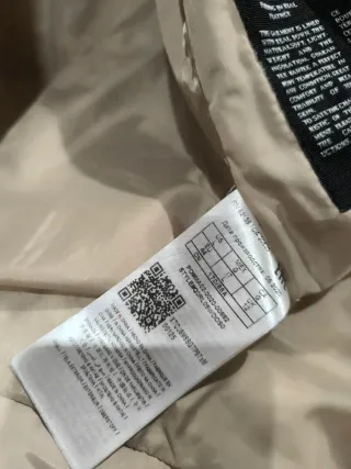 Abrigo Guess Beige Talla L con Cinturón