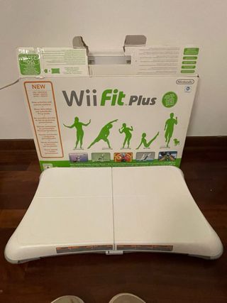 Wii Fit Plus + Wii Balance Board - Set Completo