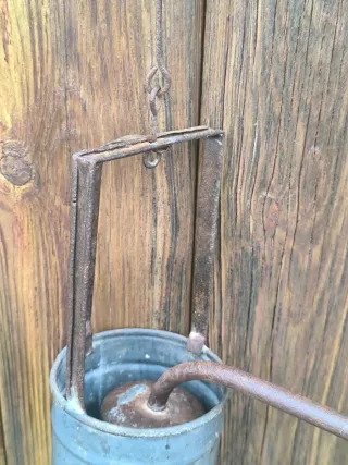 Antigua lámpara minera de carburo