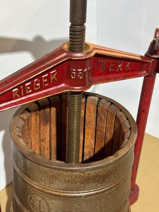 Prensa antigua Rieger hierro fundido