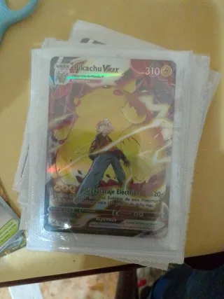 Carta Pokémon Umbreon V Golpe Brusco