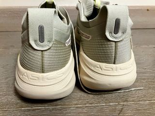 Zapatillas Asics Nimbus 27. T46,5