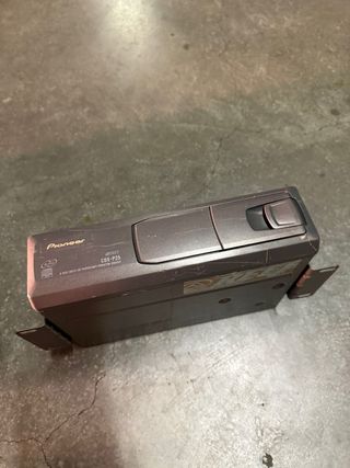 Radio Pioneer KEH-P4530R y Cargador CDX-P25