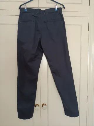 Pantalón chino azul