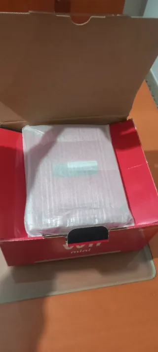 Nintendo Wii Mini Roja Completa