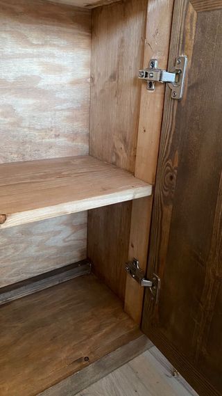 Estantería modular con escritorio integrado