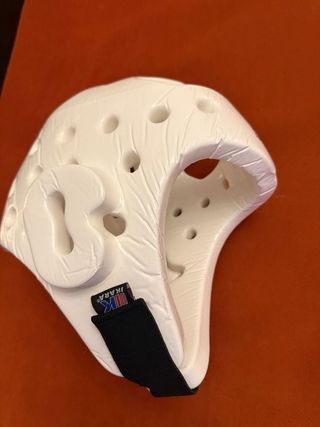 Casco y protectores Taekwondo IKARA