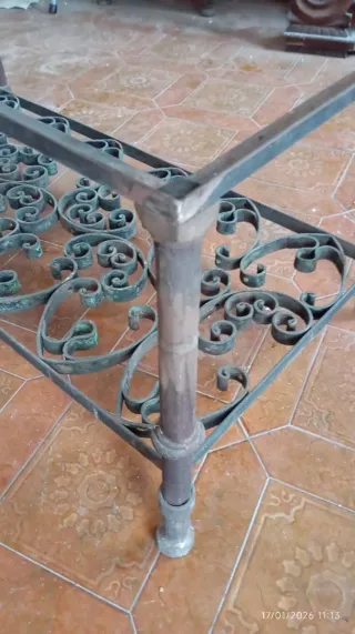 MESA DE CENTRO FORJA