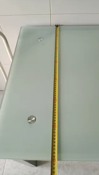 Mesa cocina cristal con cajones.Regalo sillas