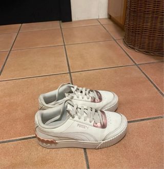 Scarpe Puma bianche e rosa