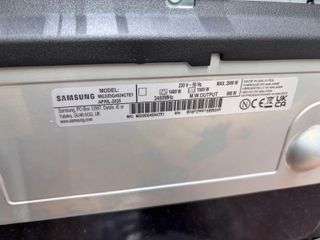 Microondas Samsung 32L con Grill MG32DG4524CTE1